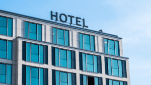 Suivi de la conformité réglementaire dans les hôtels : droits et devoirs